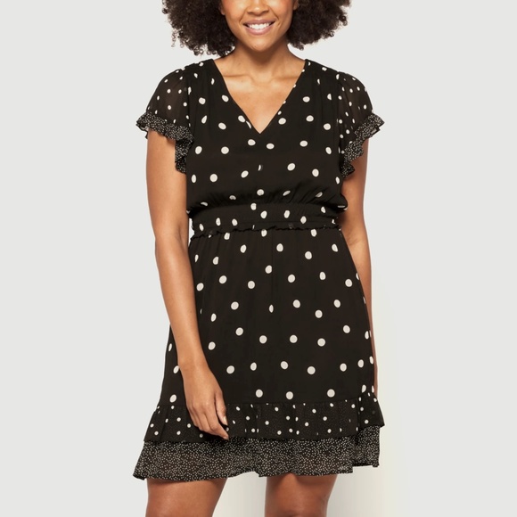 Les Serein Brielle Flutter Sleeve Back Detail Dress - Picture 1 of 3